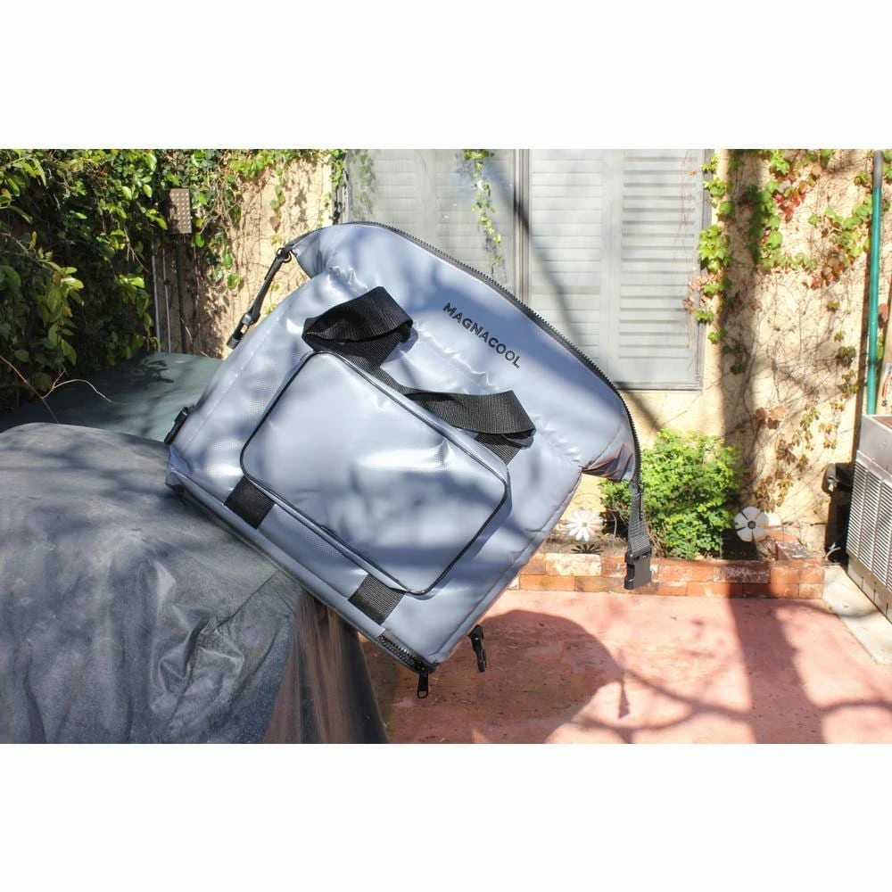 Magnetic Grey 24 cans soft cooler with zippered pouch by Magnacool - Image 11
